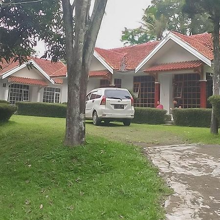 Villa Getsemani Mitra Reddoorz Sangkanurip ภายนอก รูปภาพ