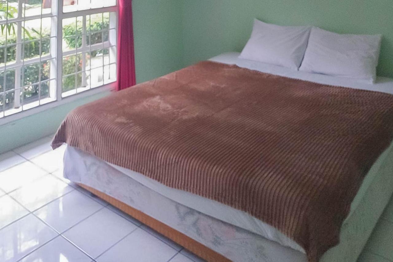 Villa Getsemani Mitra Reddoorz Sangkanurip ภายนอก รูปภาพ